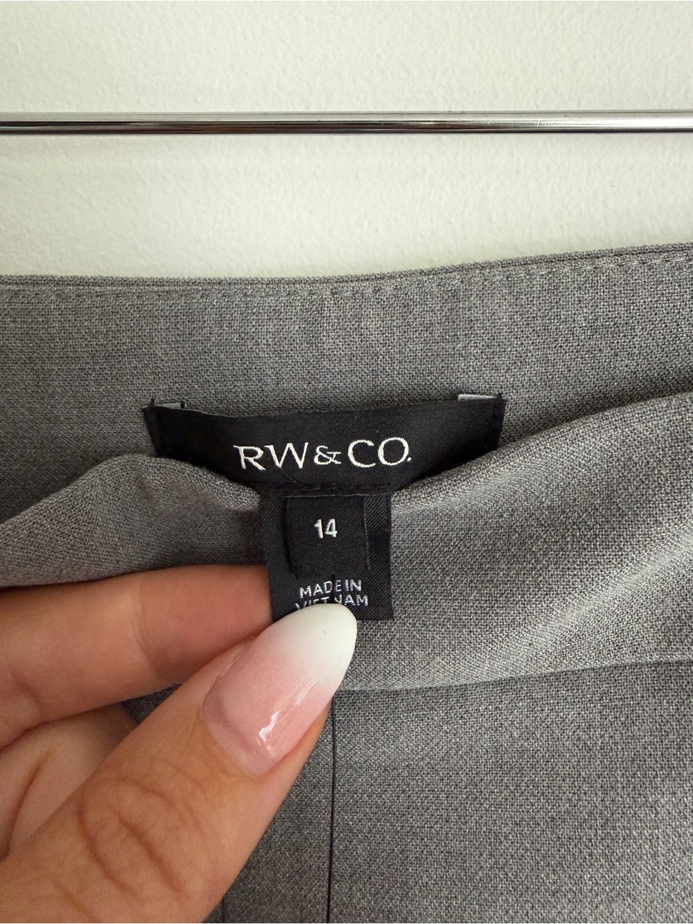 RW&CO Grey High Rise Wide Leg Culotte Pants NWT Size 14 - Picture 5 of 7